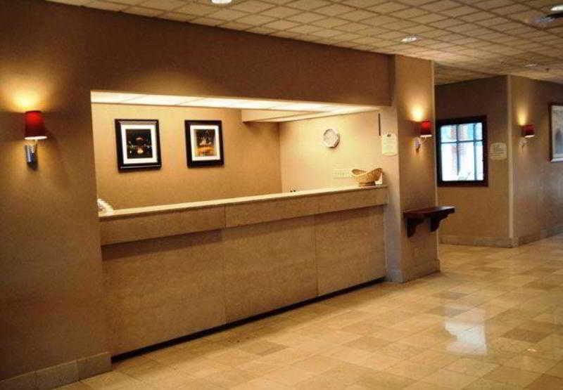 Country & By Radisson, Columbus-edinburgh Hotel 3*